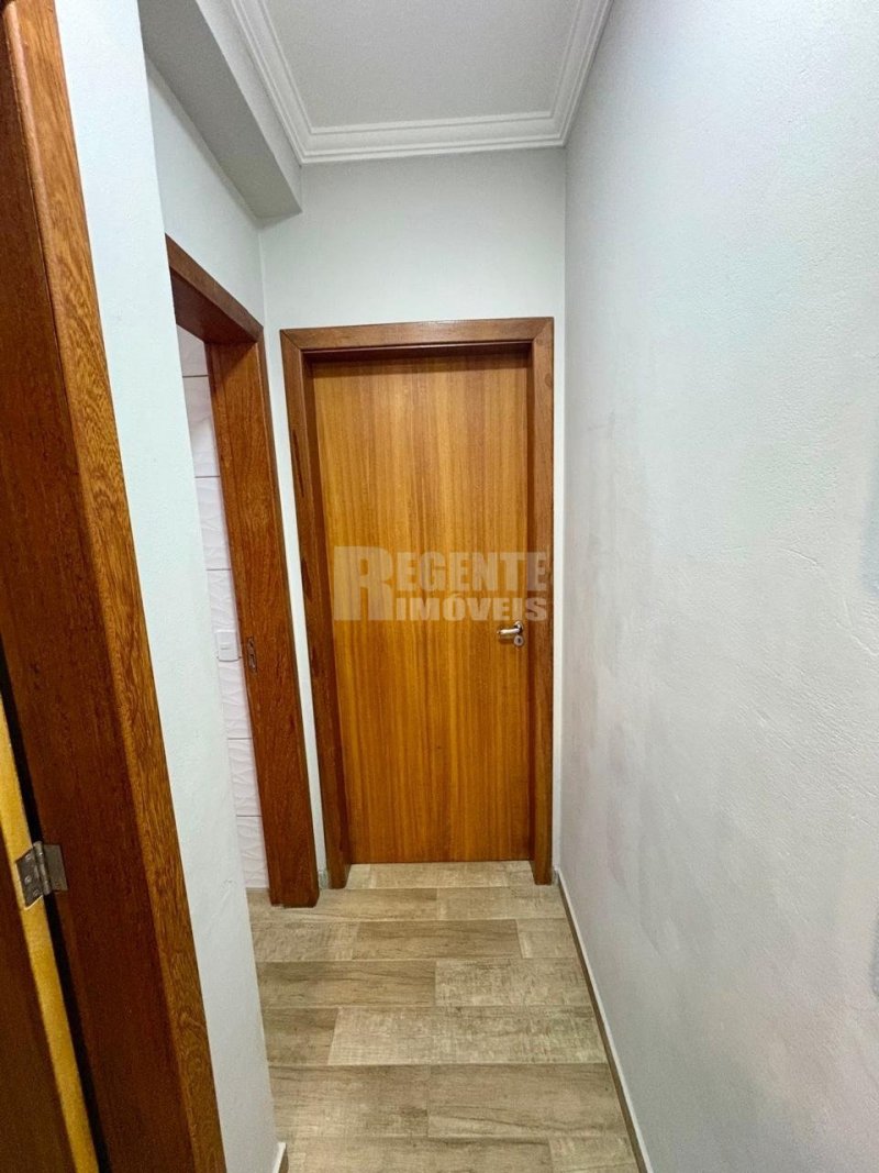 Sobrado 2 quartos no Cachoeira do Bom Jesus em Florianópolis - Foto 13