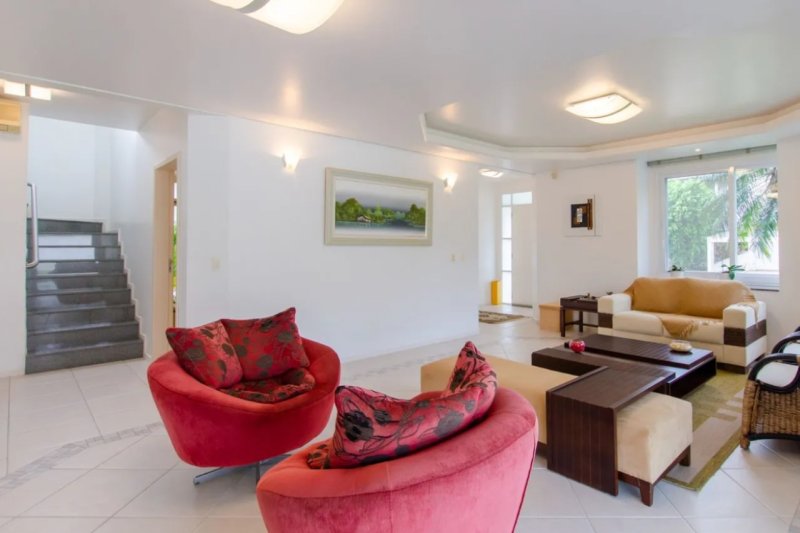 Casa em Condomínio 4 quartos no Cacupé em Florianópolis - Foto 2