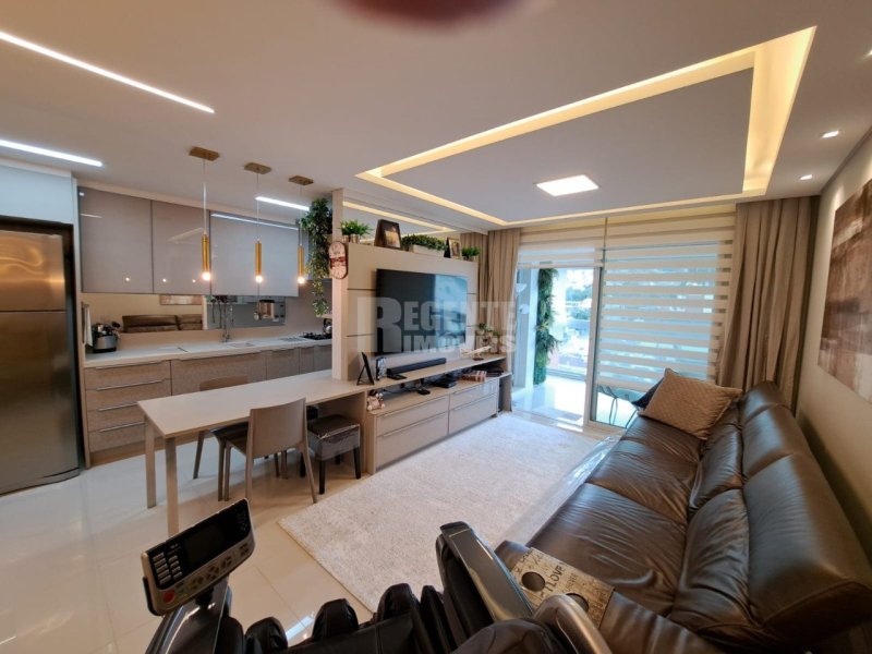 Apartamento 2 quartos no Beira Mar em Florianópolis - Foto 2