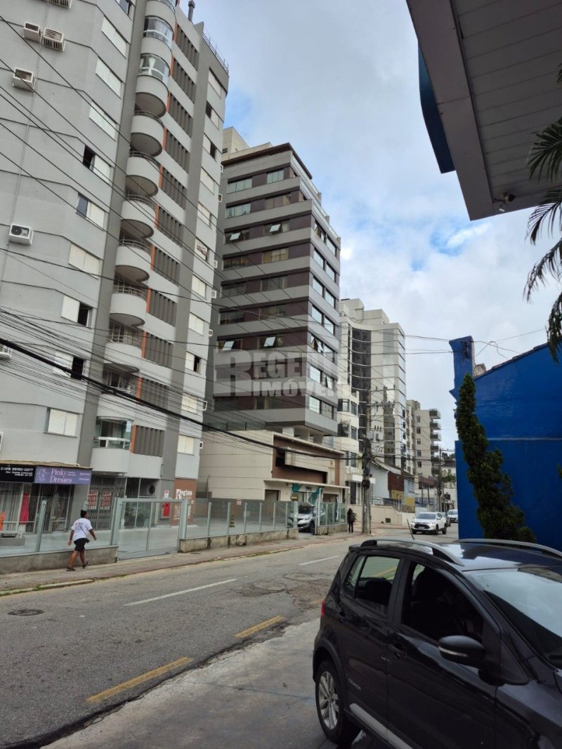 Sala 702 Golden Fachada a - Salas/Conjuntos no Centro em Florianópolis