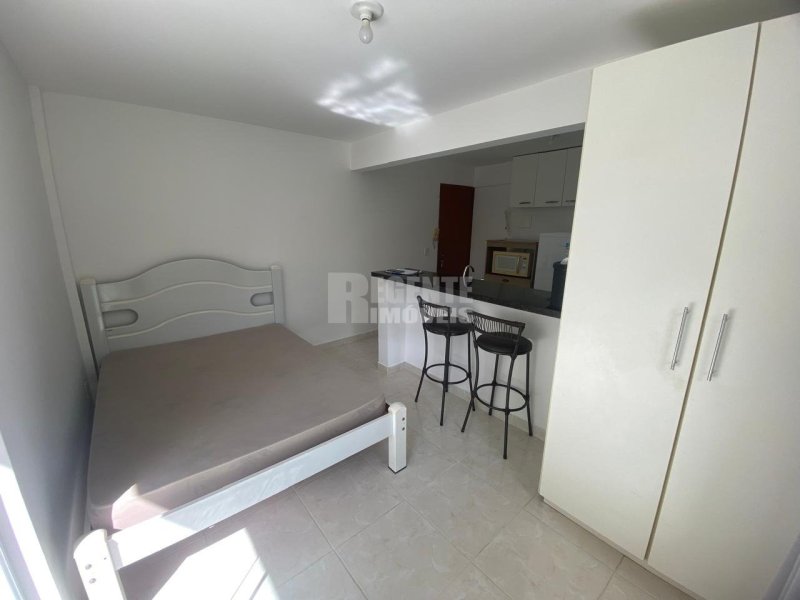 Kitnet 1 quartos no Córrego Grande em Florianópolis - Foto 2