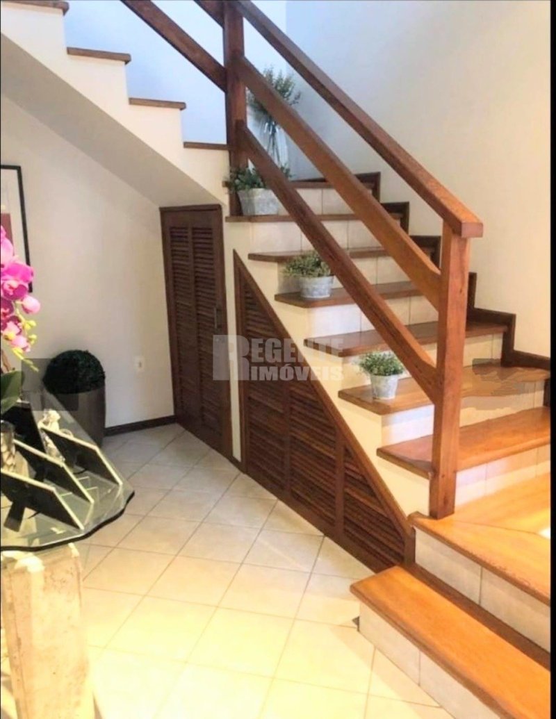 Casa 4 quartos no Agronômica em Florianópolis - Foto 9