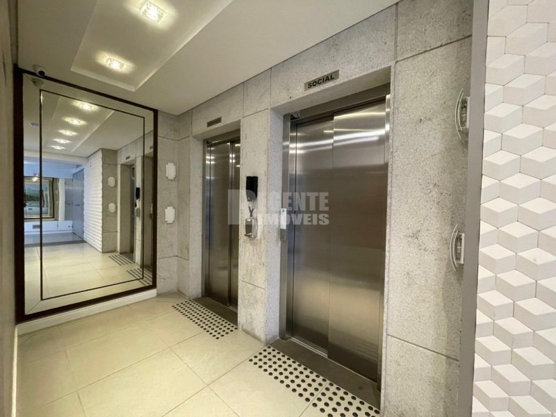 Apartamento 2 quartos no Beira Mar em Florianópolis - Foto 31