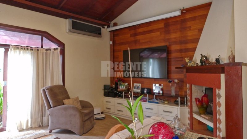Casa 4 quartos no Parque São Jorge em Florianópolis - Foto 4
