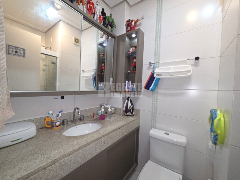 Apartamento 2 quartos no Beira Mar em Florianópolis - Foto 12
