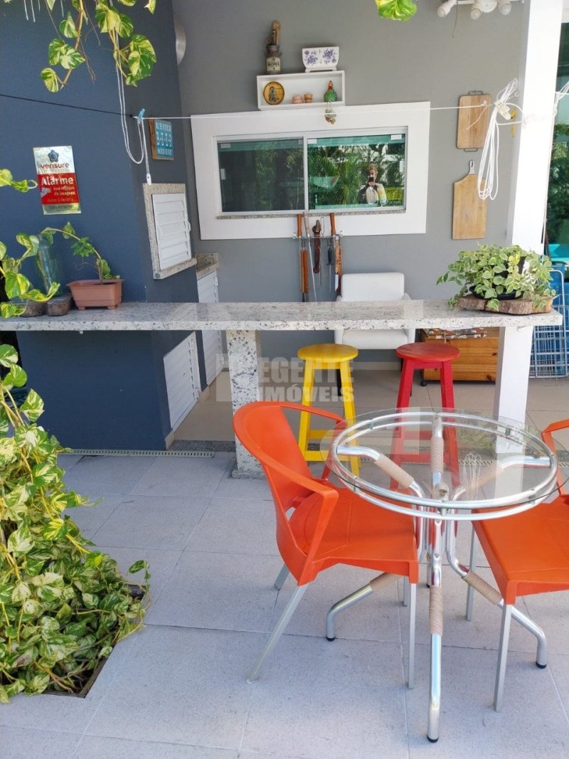 Casa em Condomínio 4 quartos no Canasvieiras em Florianópolis - Foto 47