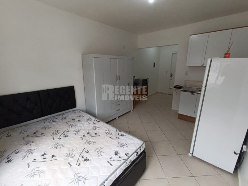 Kitnet 1 quartos no Trindade em Florianópolis - Foto 2