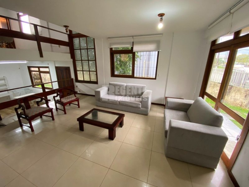 Casa 4 quartos no Itacorubi em Florianópolis - Foto 3