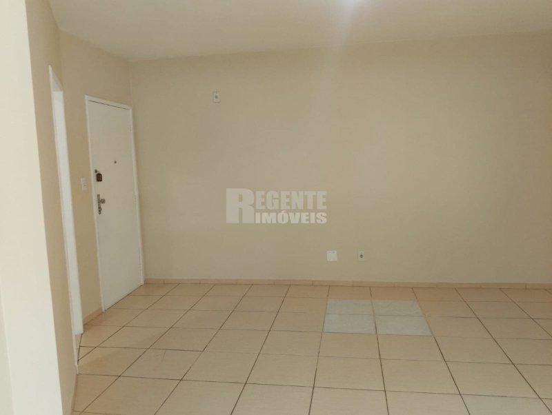 Apartamento 2 quartos no Pantanal em Florianópolis - Foto 3