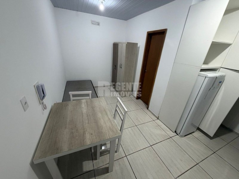 Kitnet 1 quartos no Trindade em Florianópolis - Foto 2