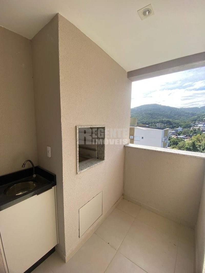 Excelente departamento de 2 dormitorios en alquiler en el barrio Itacorubi! - Foto 6
