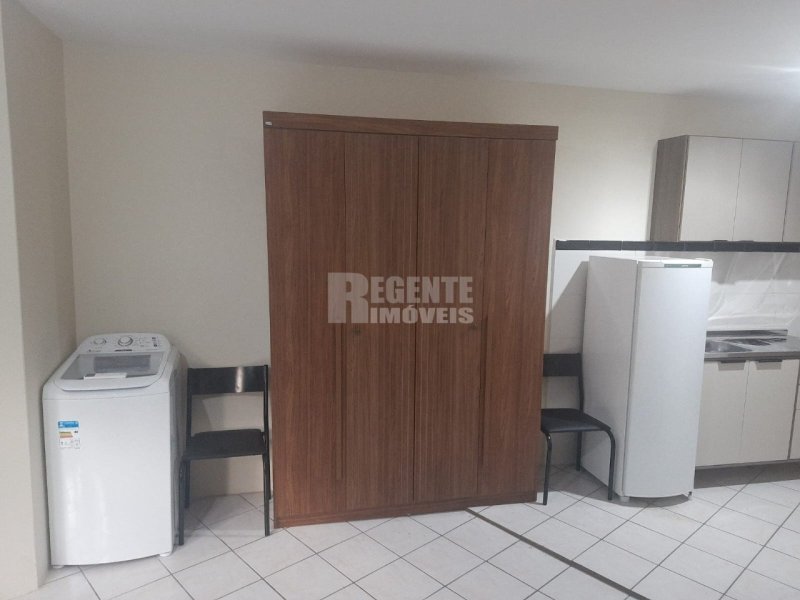 Kitnet 1 quartos no Carvoeira em Florianópolis - Foto 11