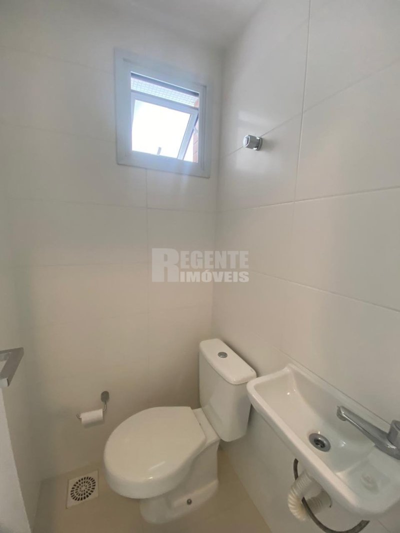 Apartamento 2 quartos no Beira-mar em Florianópolis - Foto 13