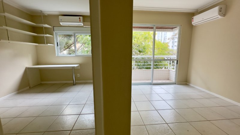 Apartamento 2 quartos no Centro em Florianópolis - Foto 2