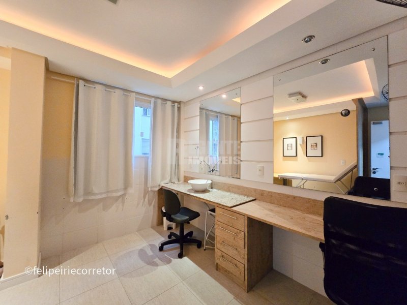 espaço beaulty - Cobertura 2 quartos no Coqueiros em Florianópolis