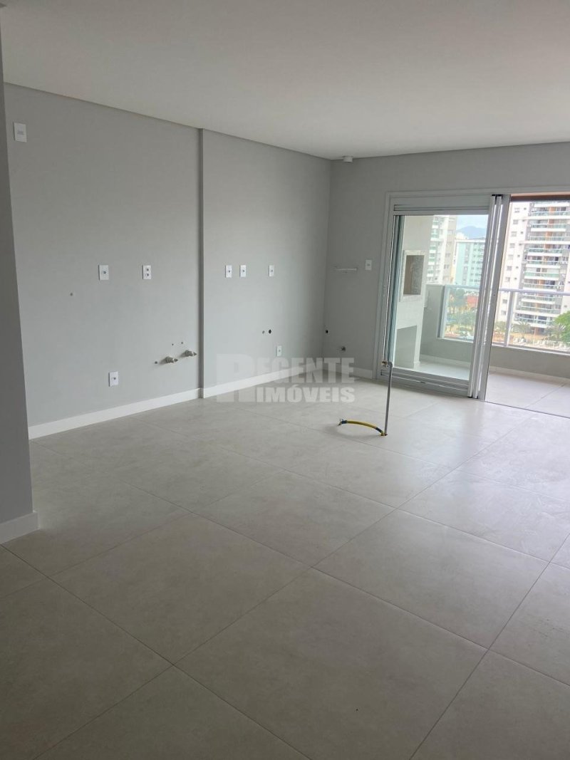 Apartamento 3 quartos no Barreiros em Florianópolis - Foto 28