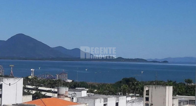 Apartamento 2 quartos no Centro em Florianópolis - Foto 2