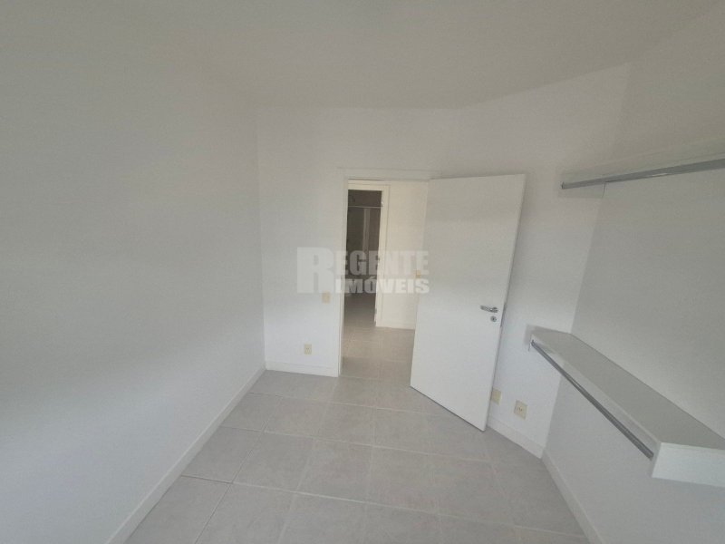Quarto A1 - Apartamento 3 quartos no Itacorubi em Florianópolis