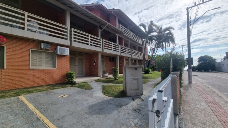 Loja 11 quartos no Canasvieiras em Florianópolis - Foto 39