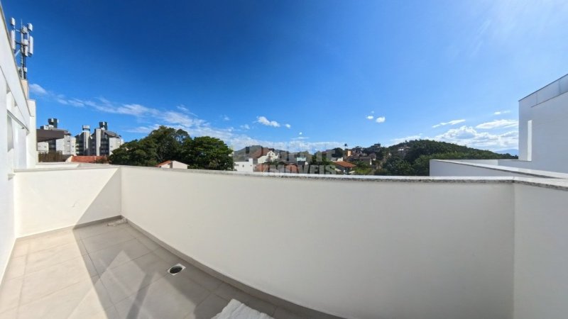 TERRAÇO SUÍTE - Apartamento 1 quartos no João Paulo em Florianópolis