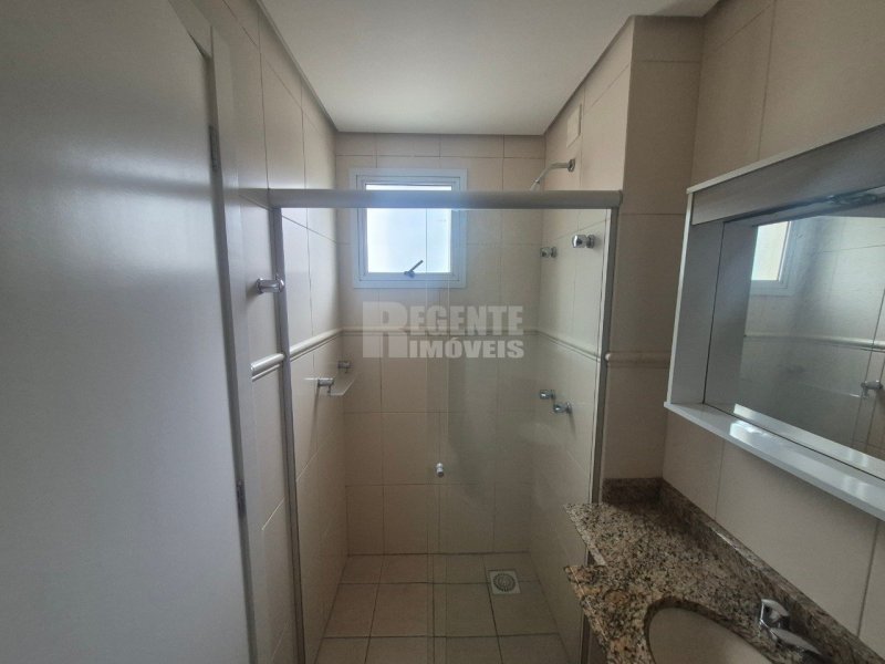 banheiro suite1 - Apartamento 3 quartos no Itacorubi em Florianópolis