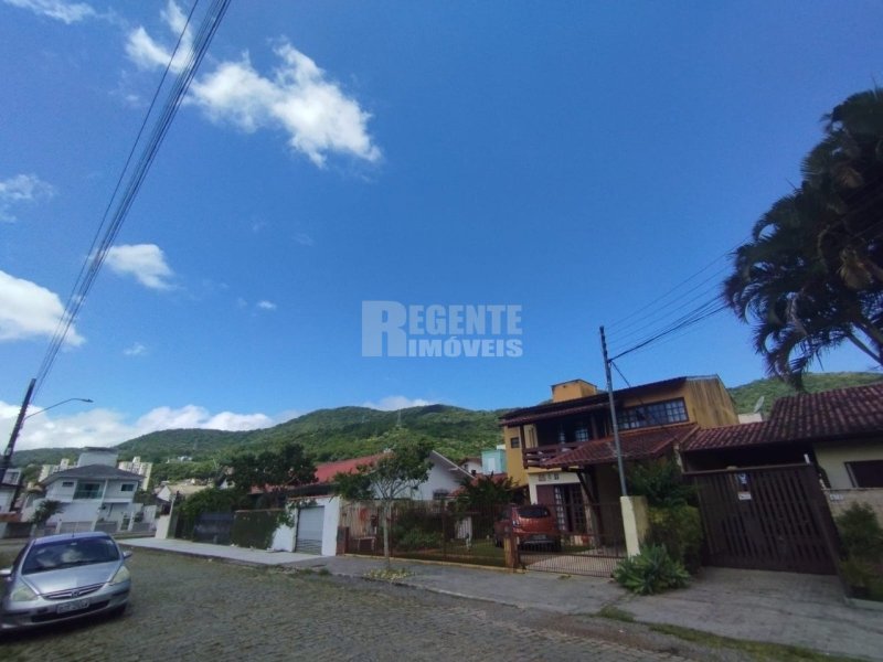 Casa 6 quartos no Itacorubi em Florianópolis - Foto 46