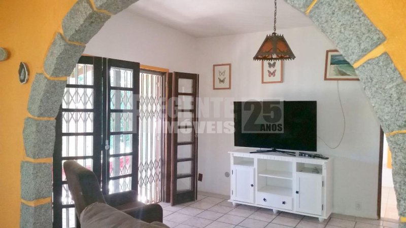 Terreno 2 quartos no Sambaqui em Florianópolis - Foto 4