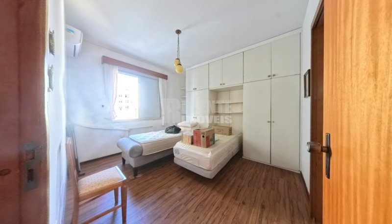 012 SUÍTE (1) - Apartamento 2 quartos no Centro em Florianópolis
