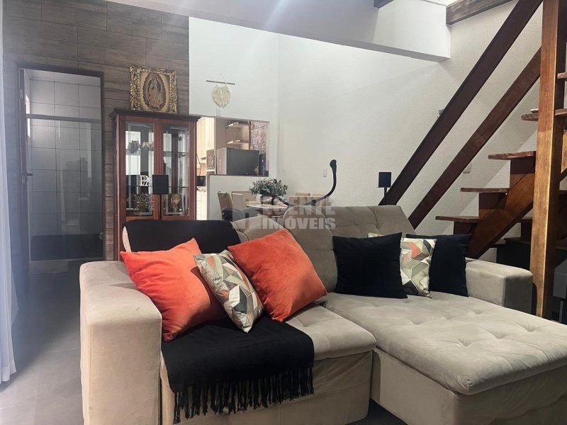 Casa 3 quartos no São João Do Rio Vermelho em Florianópolis - Foto 4