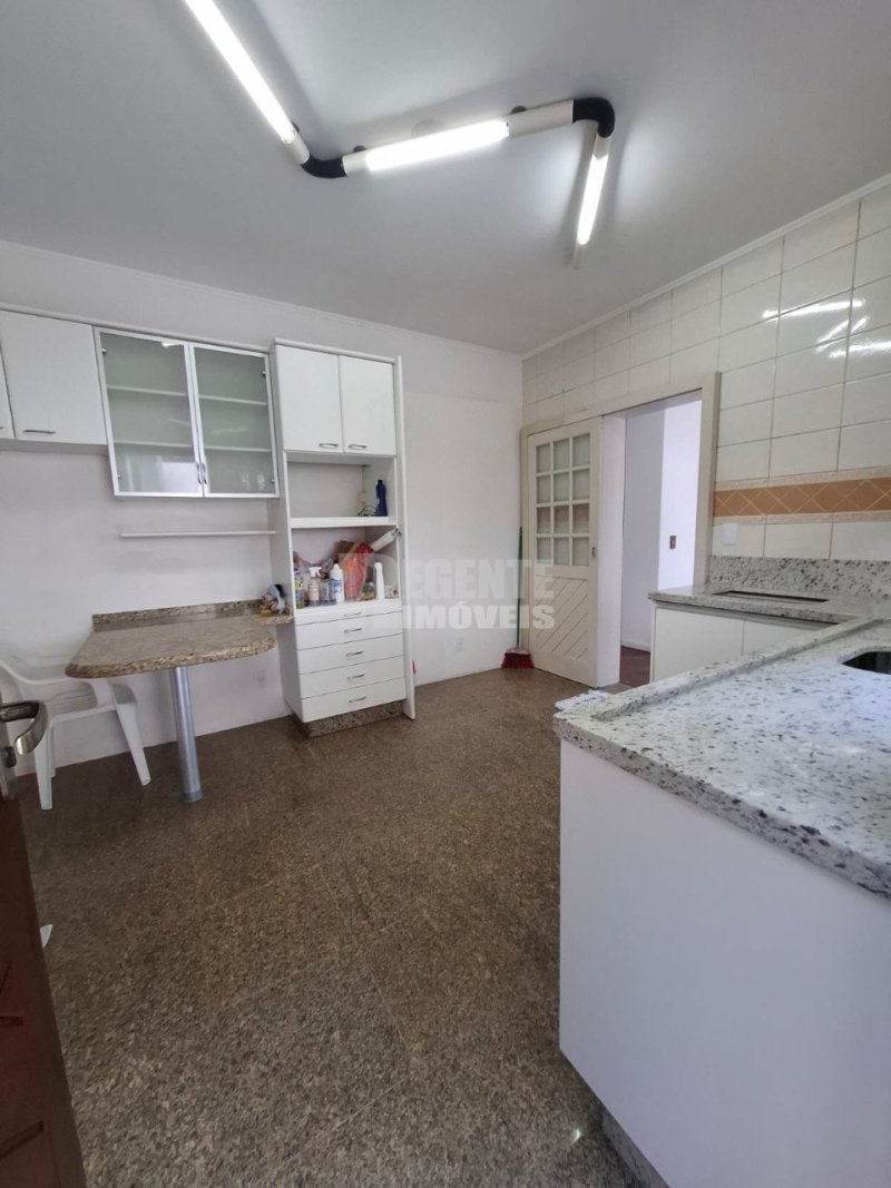Casa em Condomínio 5 quartos no Córrego Grande em Florianópolis - Foto 4
