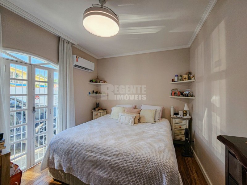 Casa 5 quartos no Córrego Grande em Florianópolis - Foto 8