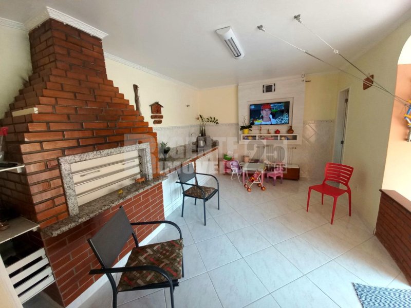 Casa 5 quartos no Pantanal em Florianópolis - Foto 11