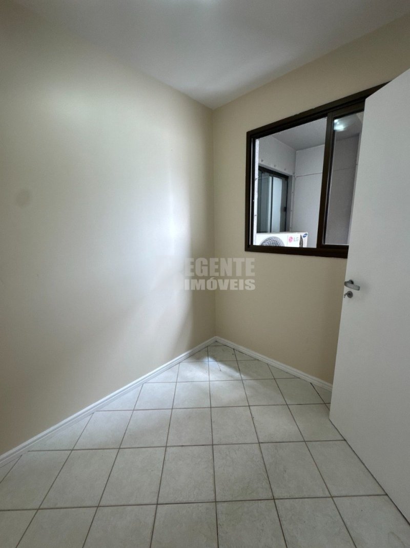 Excelente departamento de tres dormitorios para alquiler en el barrio Agronômica! - Foto 16